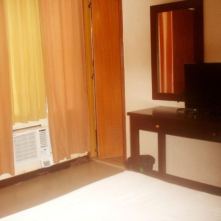 Roxas Midtown Hotel Eksteriør billede